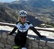 Emily Batty mountain biking photos