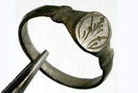 Ring returned to museum
